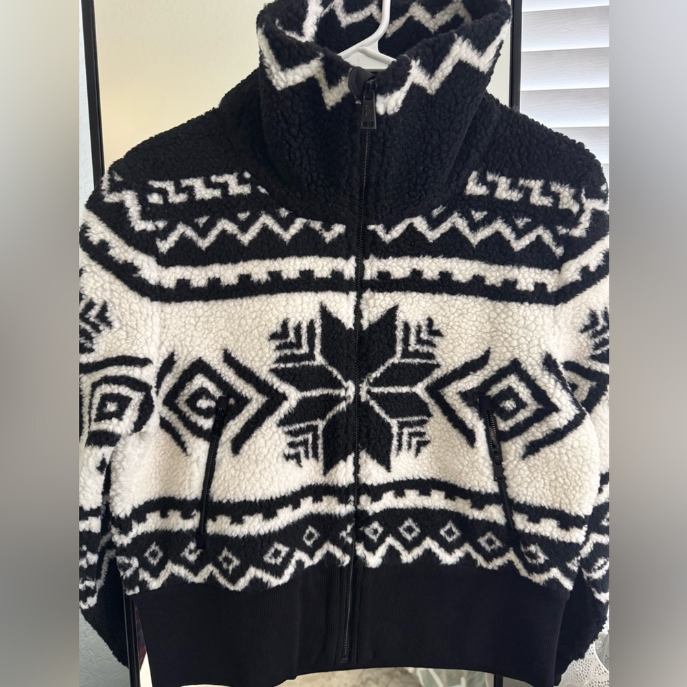 Black and White Geometric Patterned Jacket